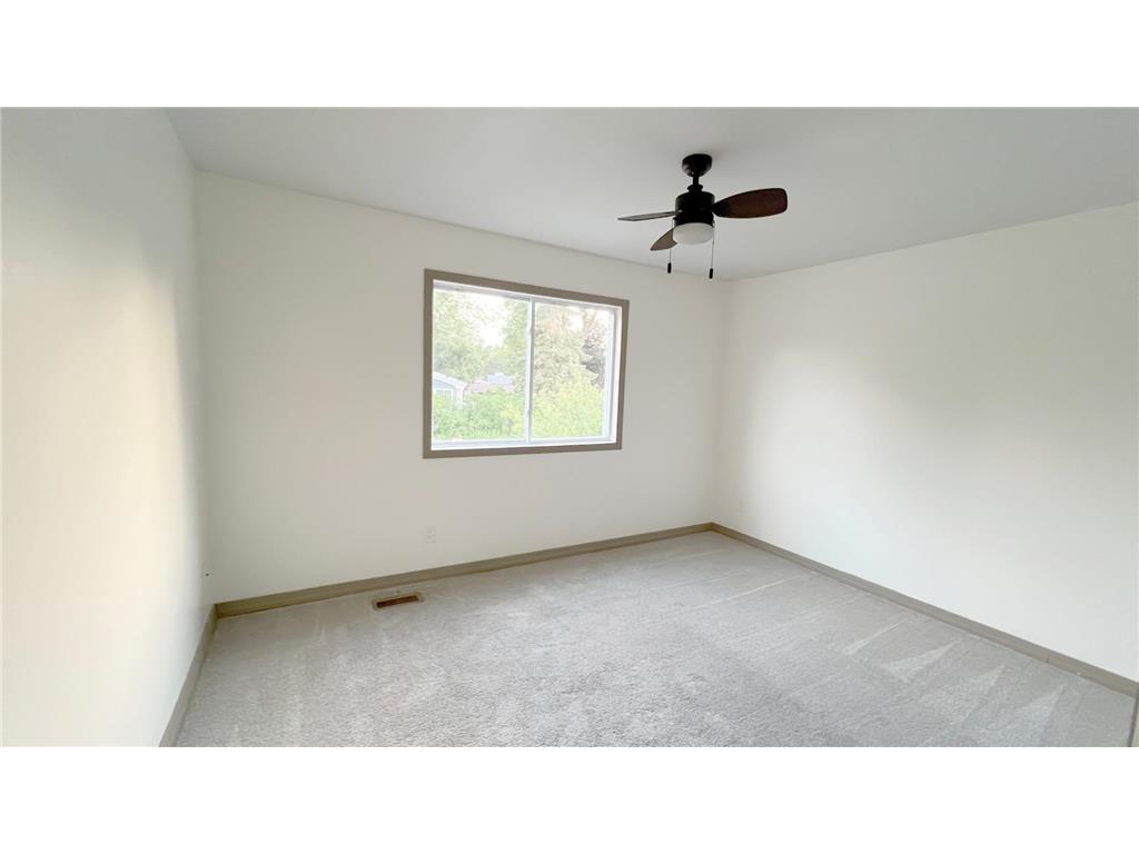 7694 Dunmore Road Woodbury MN 55125 7103613 image9
