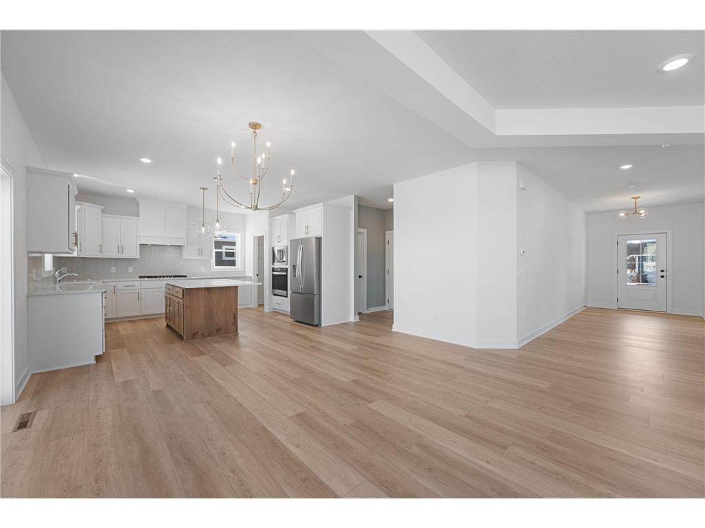 7695 22nd Avenue E Shakopee MN 55379 7091592 image6