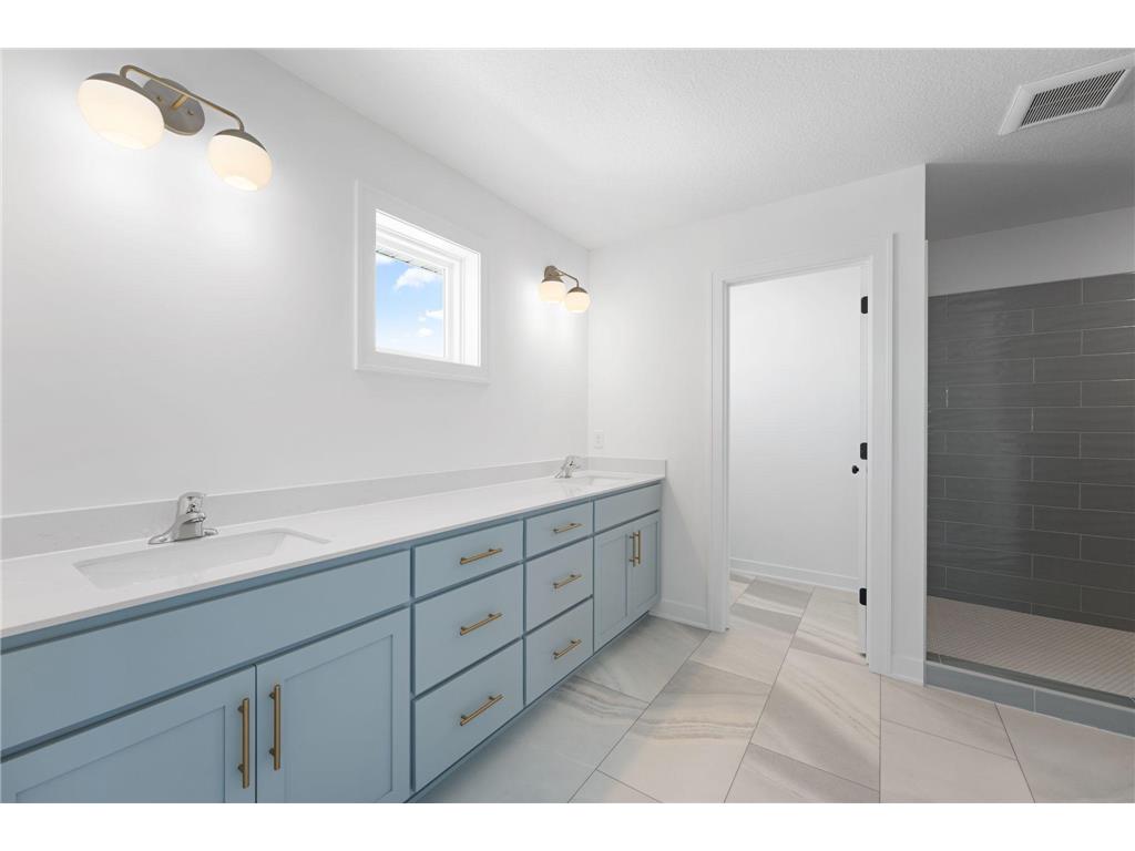 7695 22nd Avenue E Shakopee MN 55379 7091592 image8