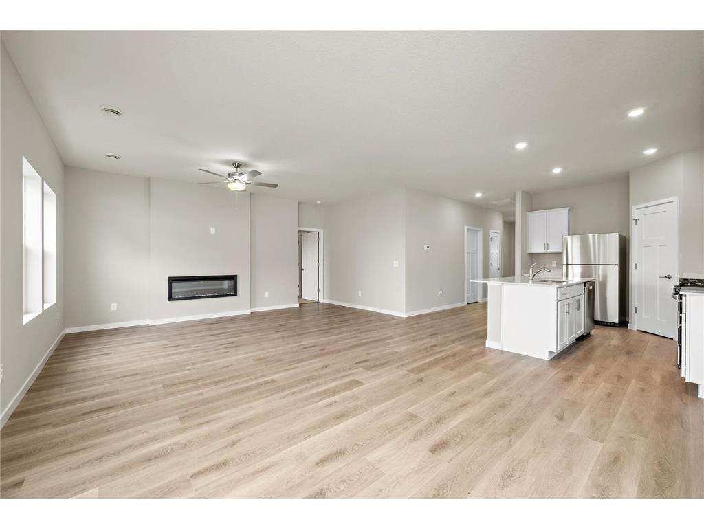 7695 Birch Street Clear Lake MN 55319 7066390 image4