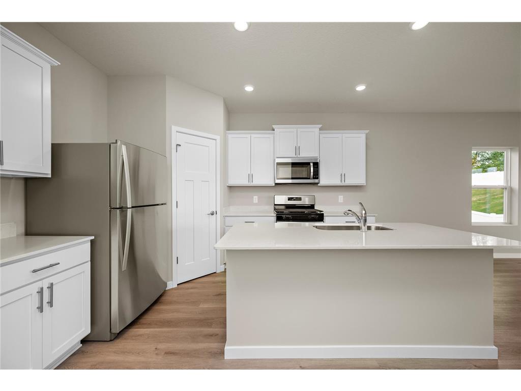 7695 Birch Street Clear Lake MN 55319 7066390 image7