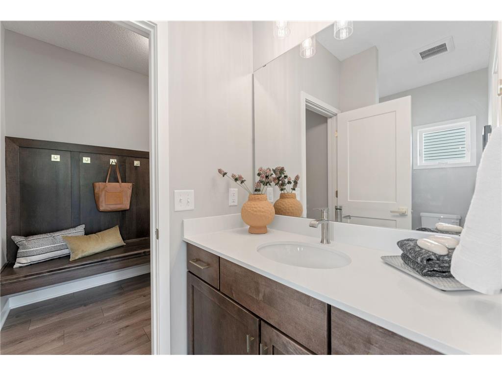 7698 22nd Avenue E Shakopee MN 55379 6795658 image28