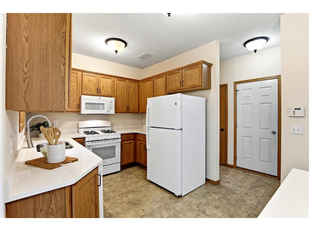 770 1st Avenue NW New Brighton MN 55112 7110480 image11