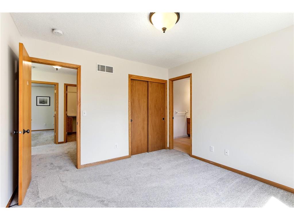 770 1st Avenue NW New Brighton MN 55112 7110480 image22