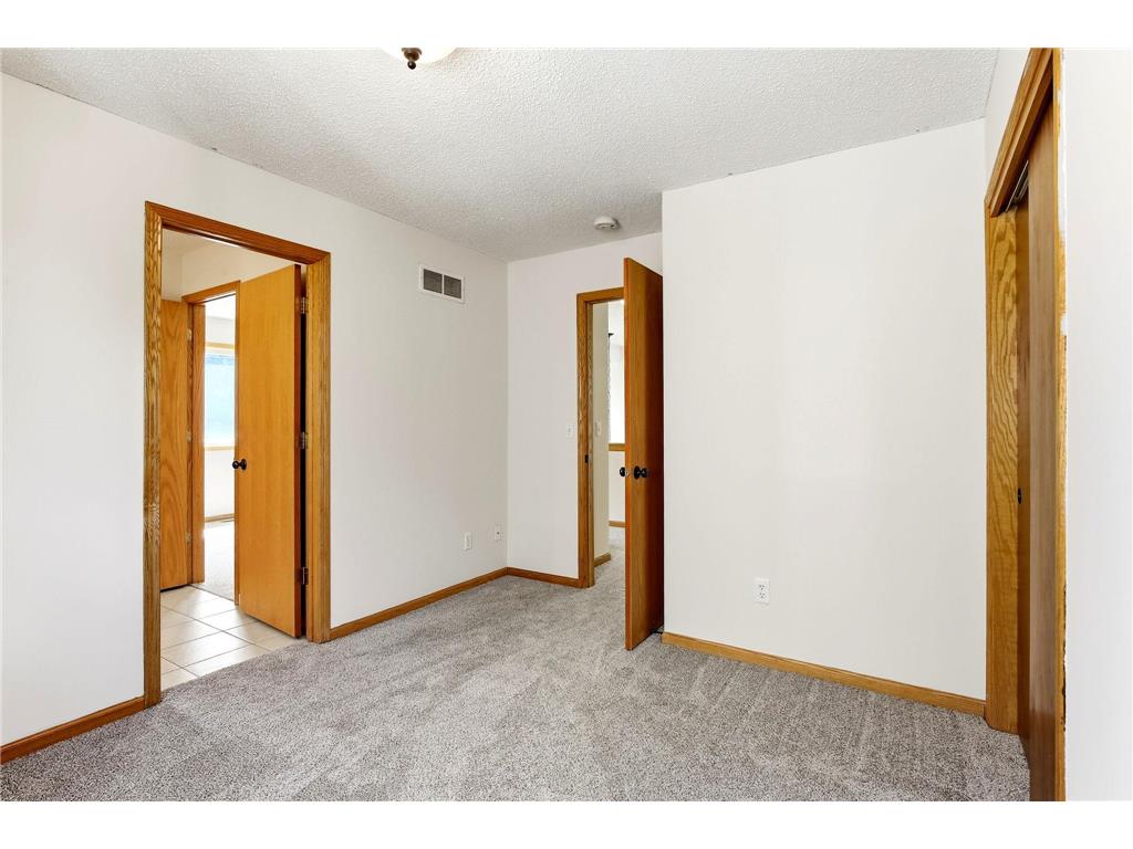 770 1st Avenue NW New Brighton MN 55112 7110480 image26