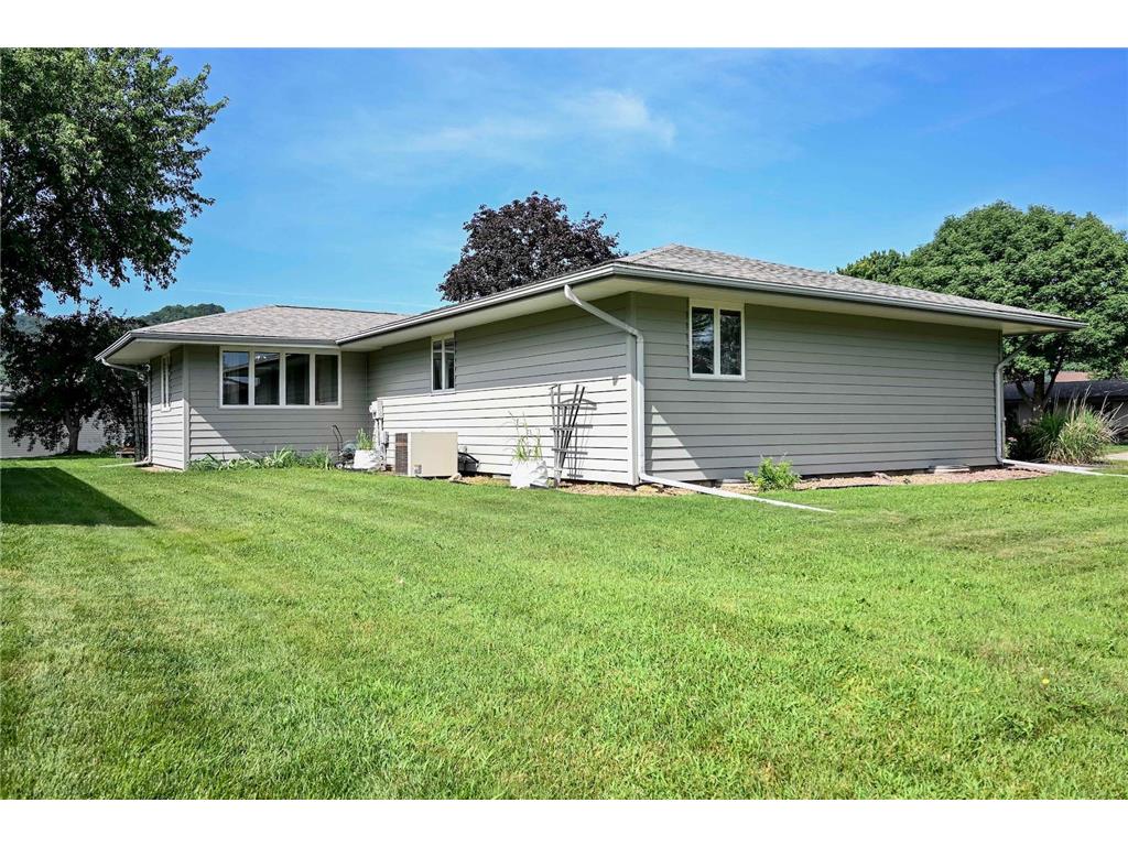 770 52nd Avenue Goodview MN 55987 7110687 image25