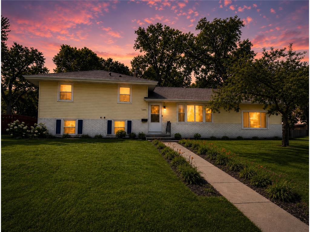 7700 Sierra Parkway Brooklyn Park MN 55444 7081809 image1