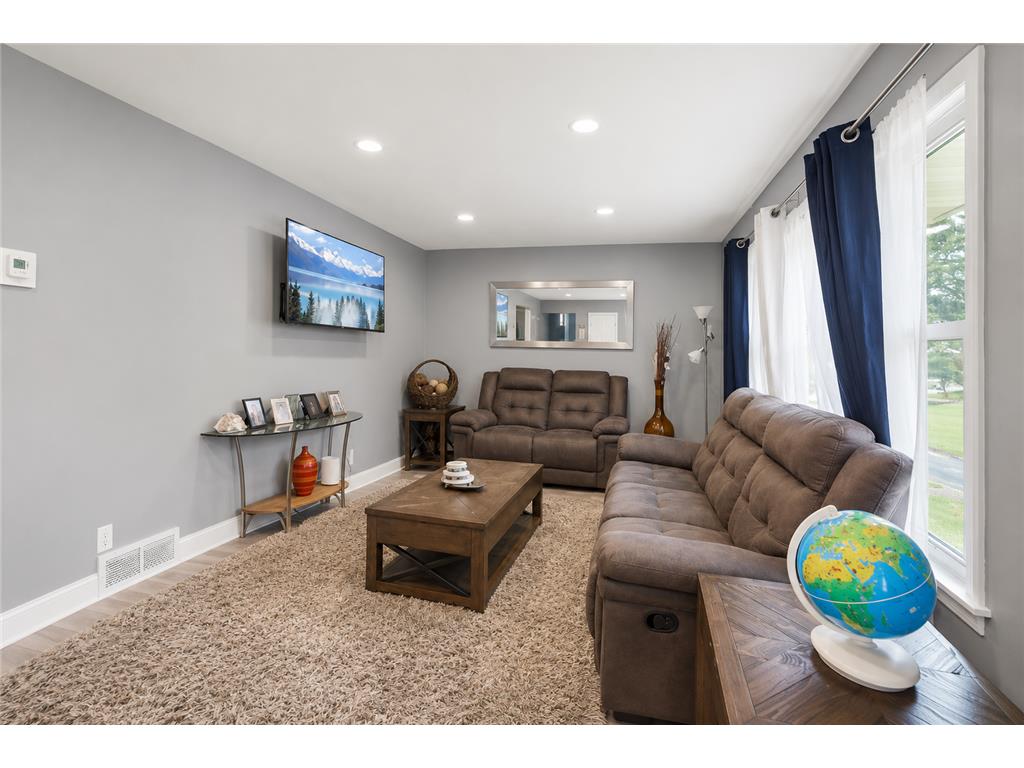 7700 Sierra Parkway Brooklyn Park MN 55444 7081809 image12