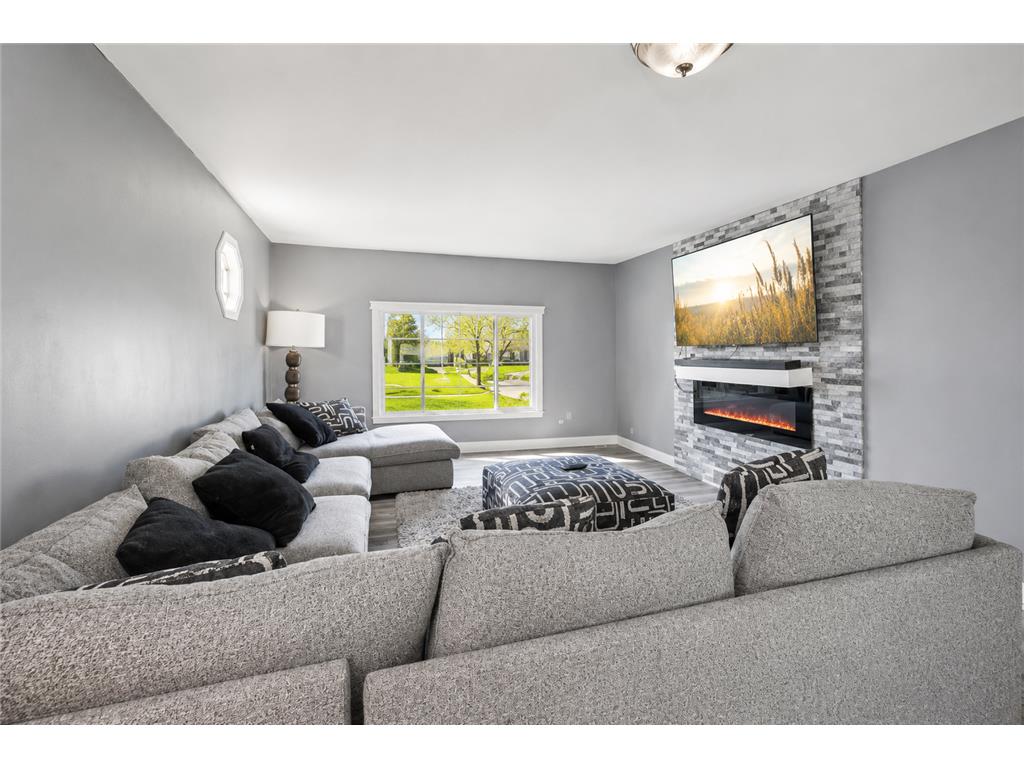 7700 Sierra Parkway Brooklyn Park MN 55444 7081809 image6
