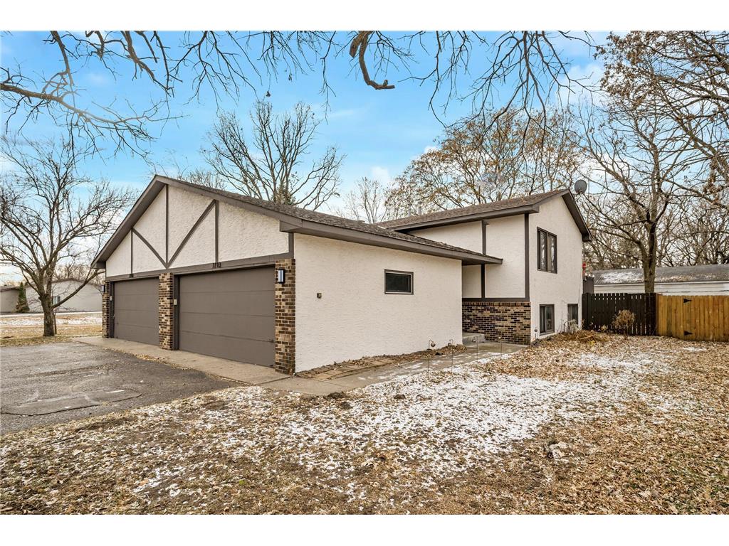 7700 Silver Lake Road Mounds View MN 55112 6453647 image1