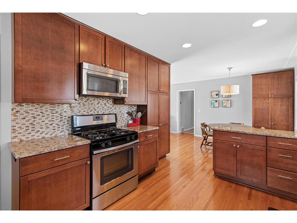 7700 W 13 1/2 Street Saint Louis Park MN 55426 7011815 image10