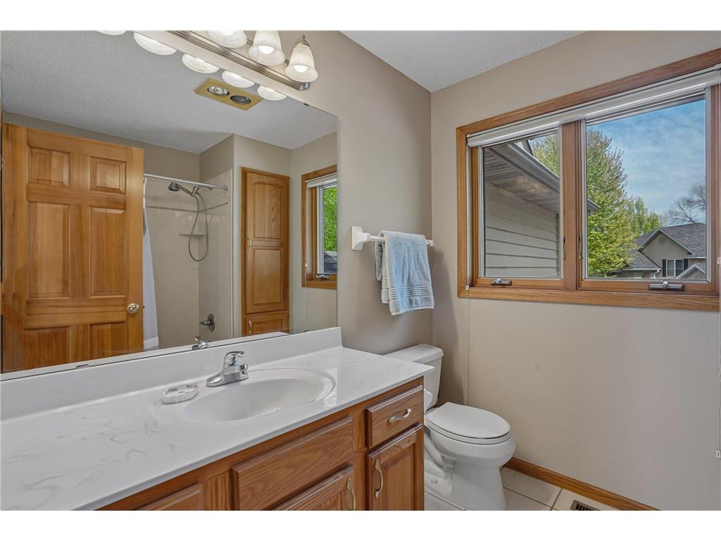 7701 Shenandoah Lane N Maple Grove MN 55311 7073999 image44