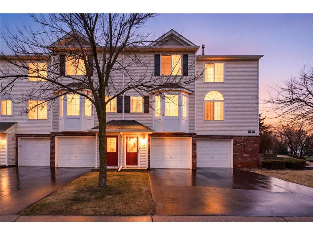7702 Arboretum Village Circle Chanhassen MN 55317 7049439 image1