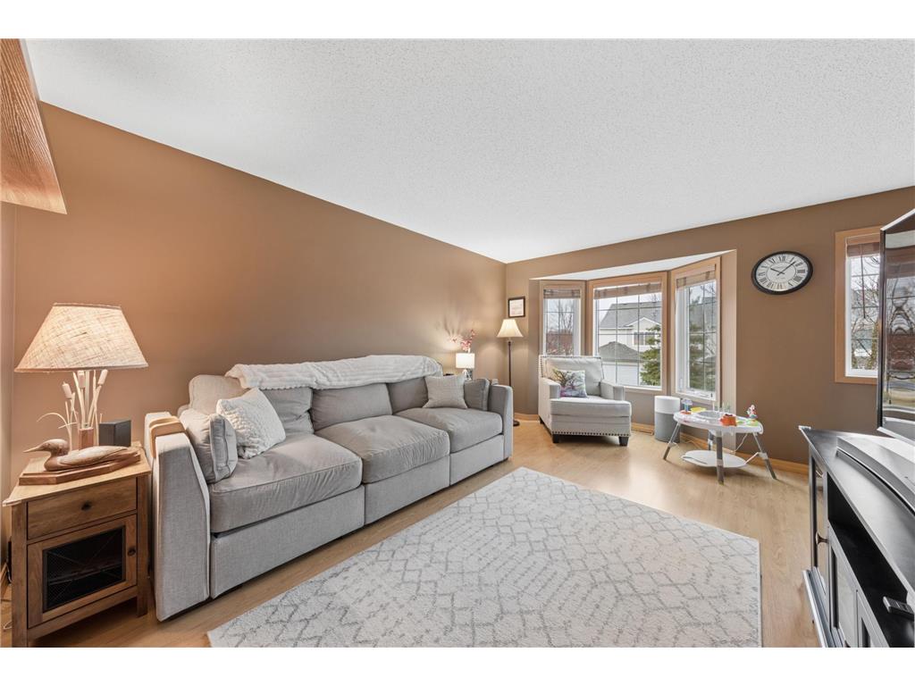 7702 Arboretum Village Circle Chanhassen MN 55317 7049439 image3