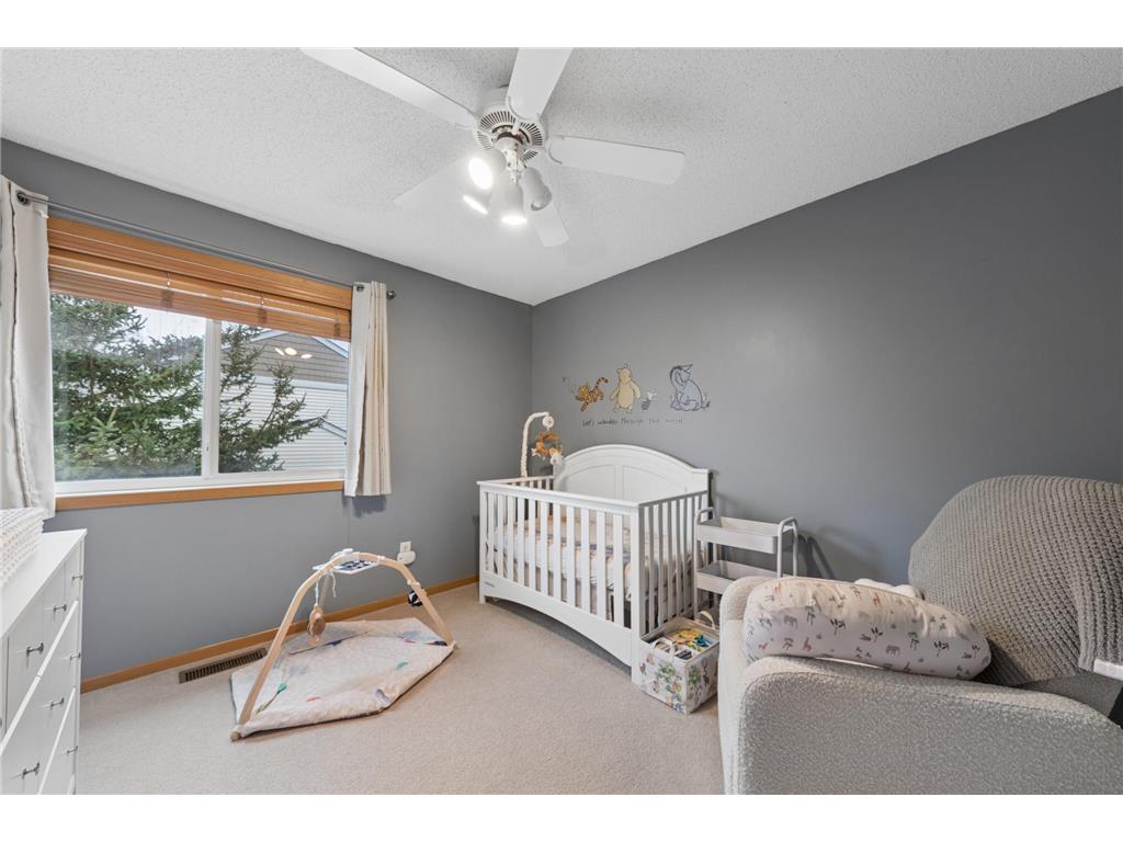7702 Arboretum Village Circle Chanhassen MN 55317 7049439 image8
