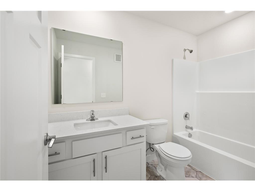 7704 Birch Street Clear Lake MN 55319 7040439 image21