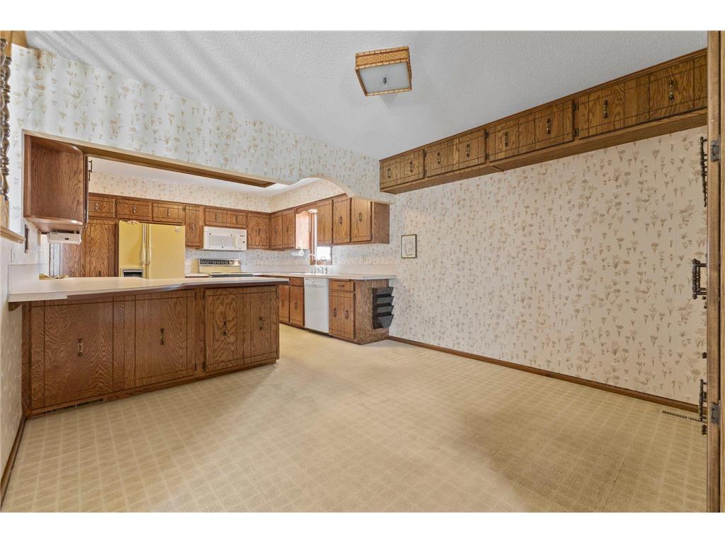 7708 82nd Avenue N Brooklyn Park MN 55445 7042815 image12