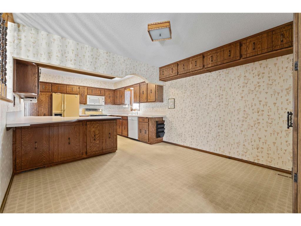 7708 82nd Avenue N Brooklyn Park MN 55445 7042815 image13