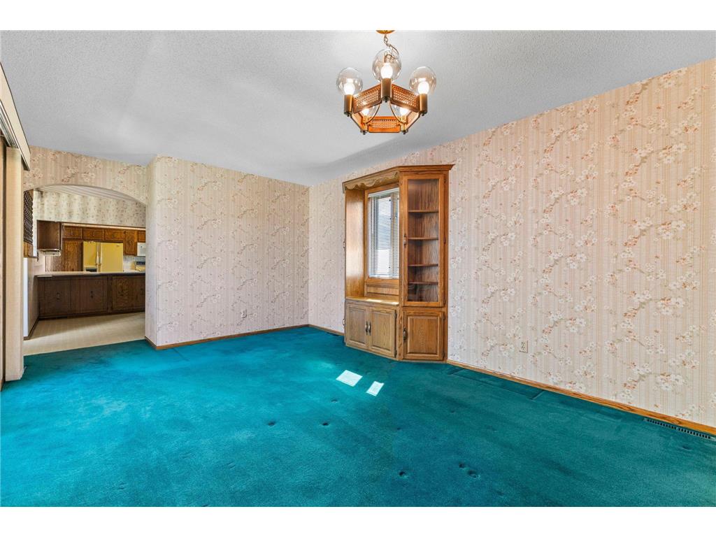 7708 82nd Avenue N Brooklyn Park MN 55445 7042815 image18