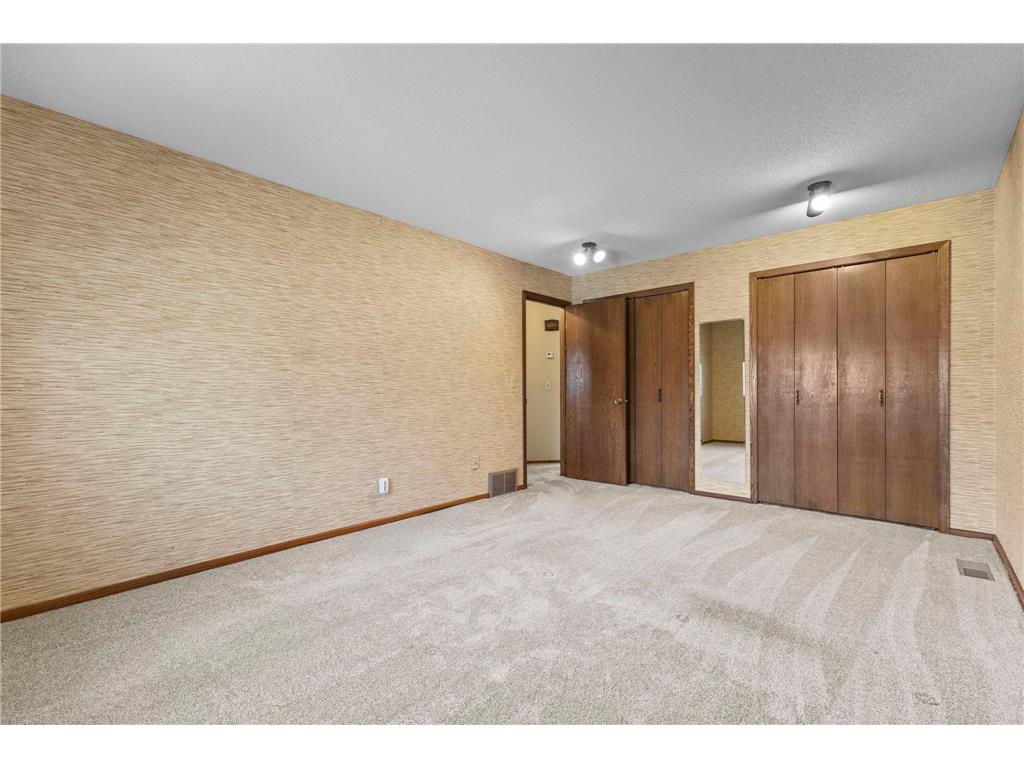 7708 82nd Avenue N Brooklyn Park MN 55445 7042815 image35
