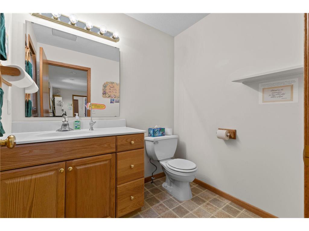 7708 82nd Avenue N Brooklyn Park MN 55445 7042815 image54