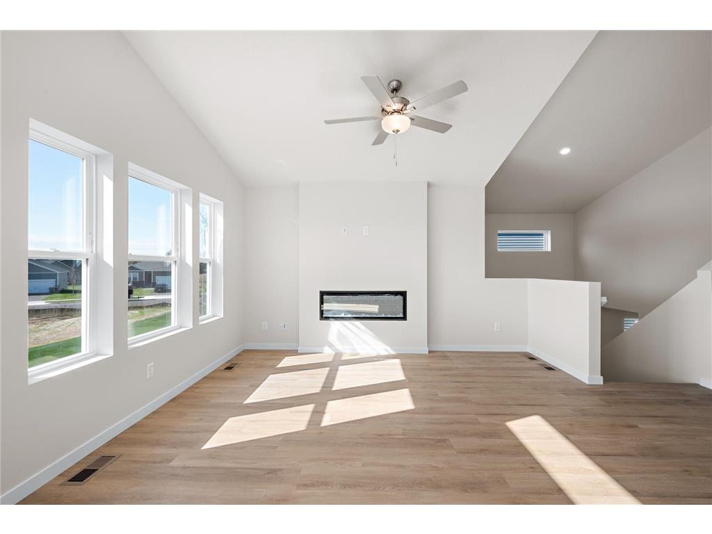 7708 Birch Street Clear Lake MN 55319 7054634 image12