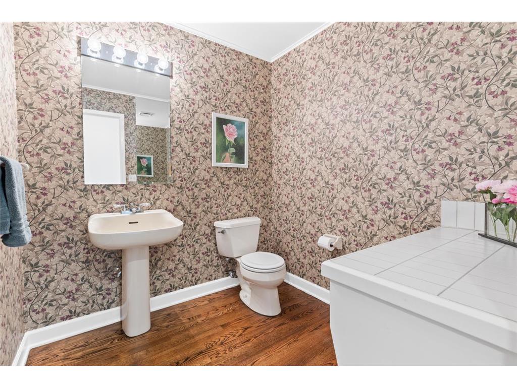 7708 Stonewood Court Edina MN 55439 7093195 image24