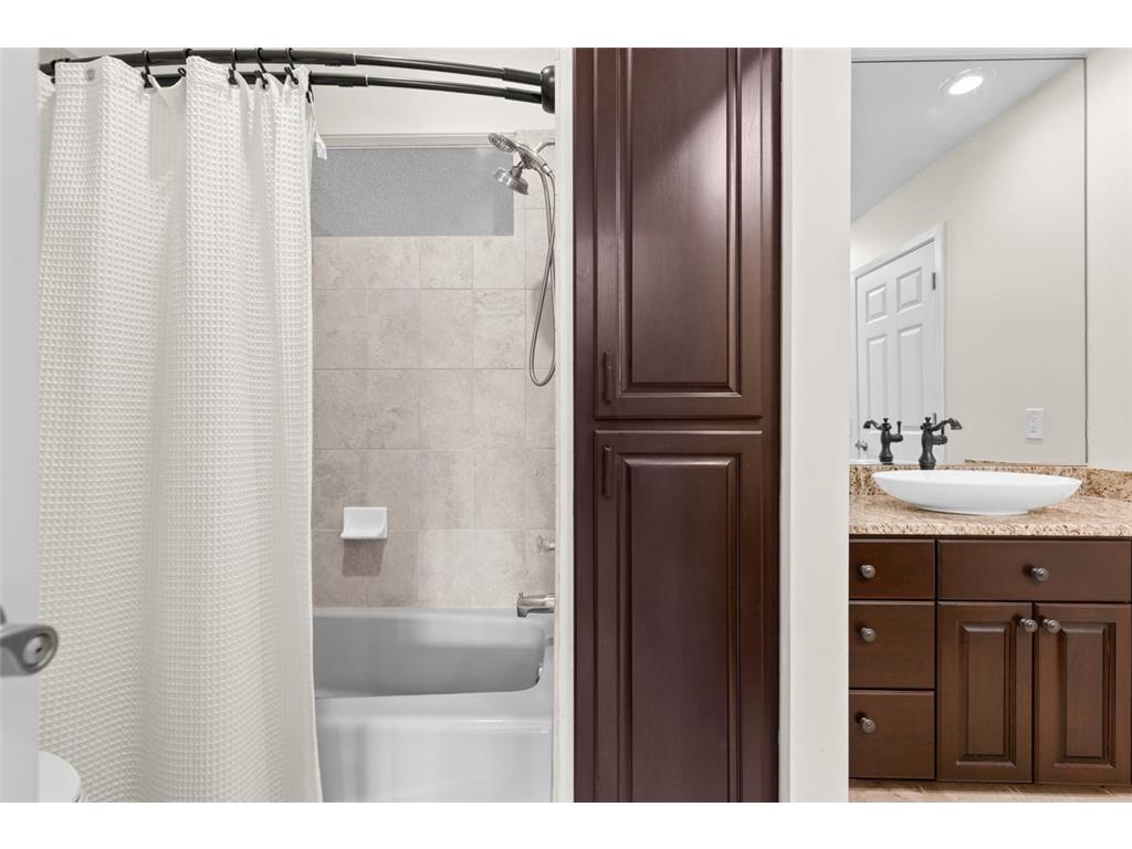 7708 Stonewood Court Edina MN 55439 7093195 image35