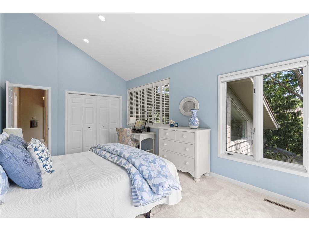 7708 Stonewood Court Edina MN 55439 7093195 image38