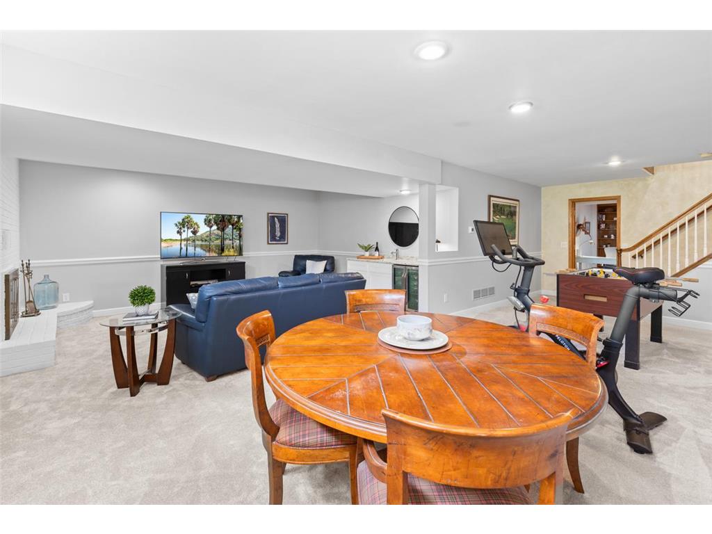 7708 Stonewood Court Edina MN 55439 7093195 image42