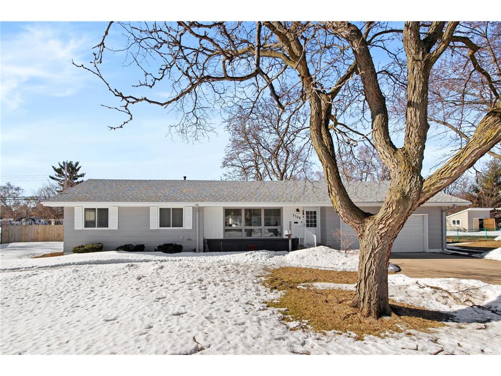 7709 67th Avenue N Brooklyn Park MN 55428 6351240 image1