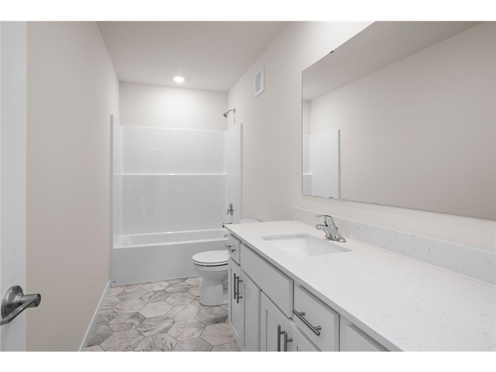 7709 Birch Street Clear Lake MN 55319 7010951 image25