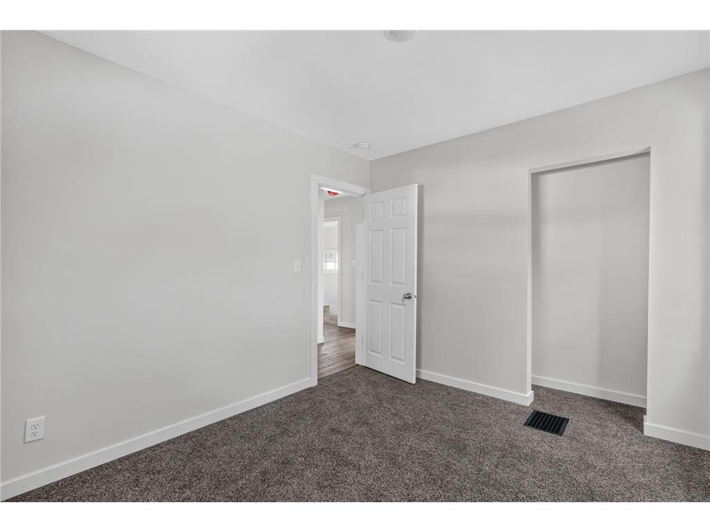 771 Aurora Avenue Saint Paul MN 55104 7084611 image22