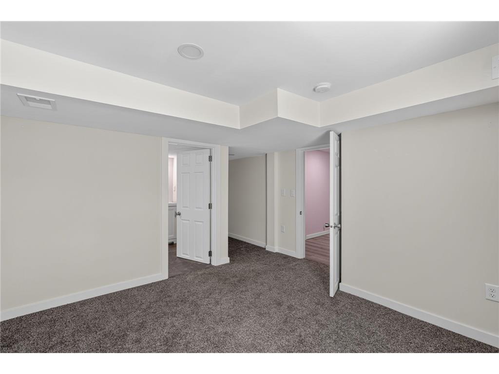 771 Aurora Avenue Saint Paul MN 55104 7084611 image27