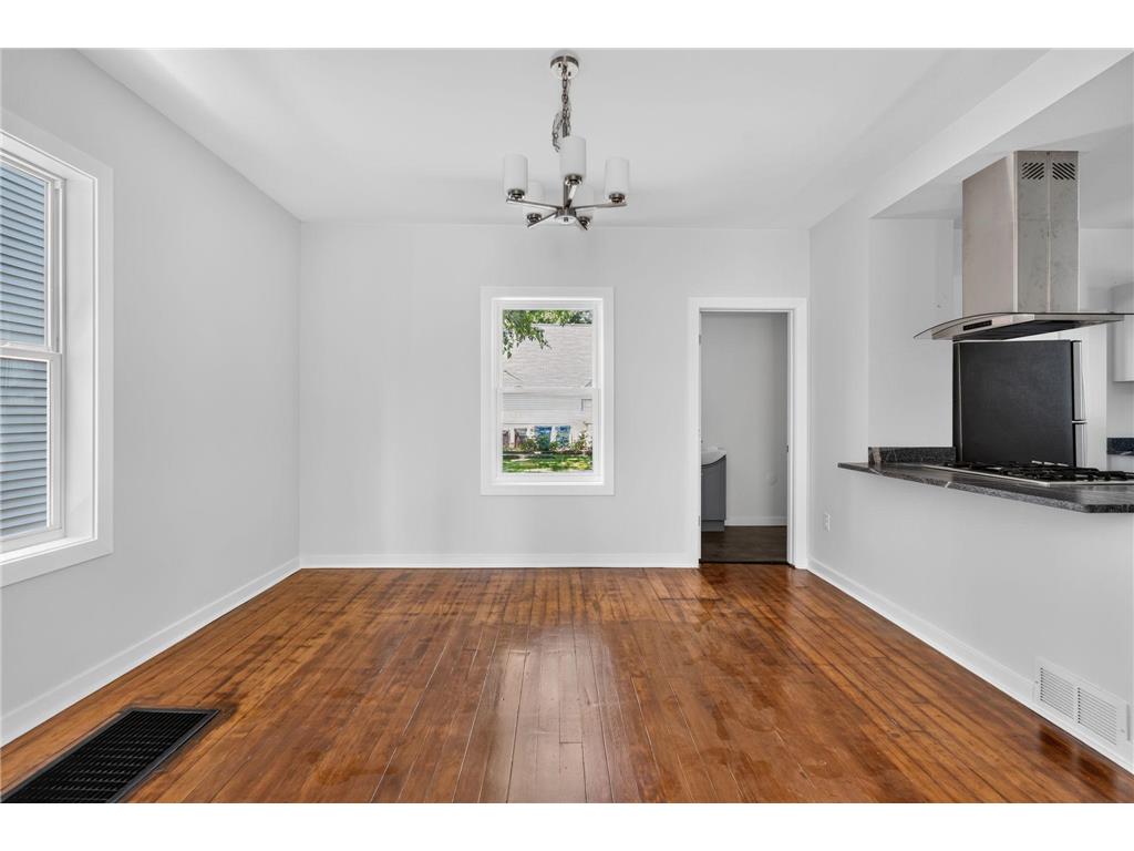 771 Aurora Avenue Saint Paul MN 55104 7084611 image7