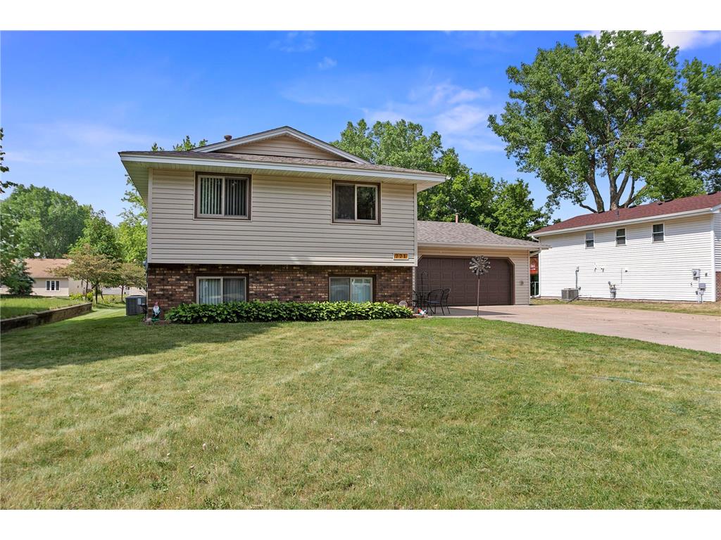 771 Hiawatha Avenue Vadnais Heights MN 55127 6383397 image1
