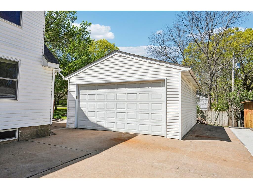 7710 Groveland Road Mounds View MN 55112 7070641 image39