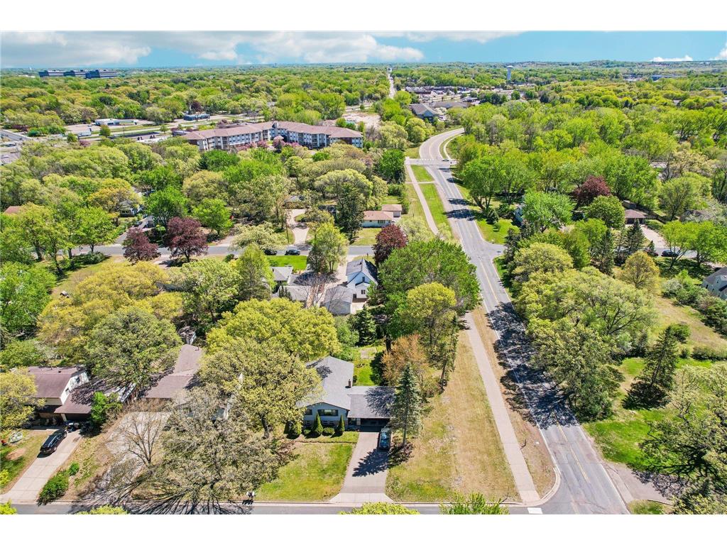 7710 Groveland Road Mounds View MN 55112 7070641 image60