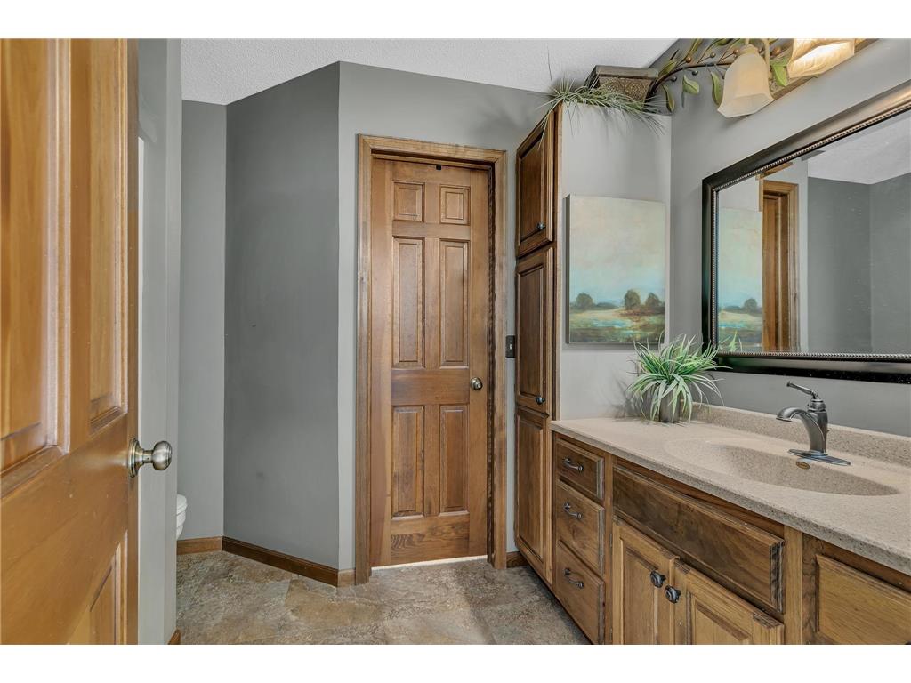 7711 N Shore Drive New London Twp MN 56288 - Green 7037912 image19