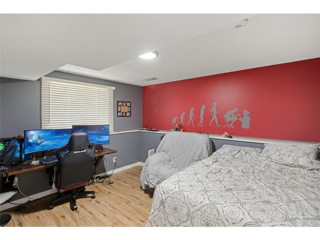 7712 N College Park Drive Brooklyn Park MN 55445 7088723 image25