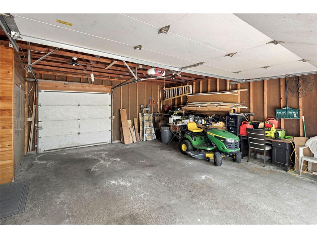 7712 N College Park Drive Brooklyn Park MN 55445 7088723 image28