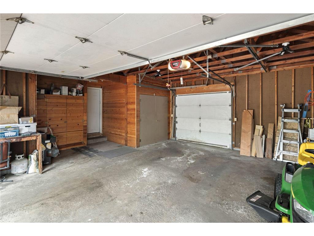 7712 N College Park Drive Brooklyn Park MN 55445 7088723 image30
