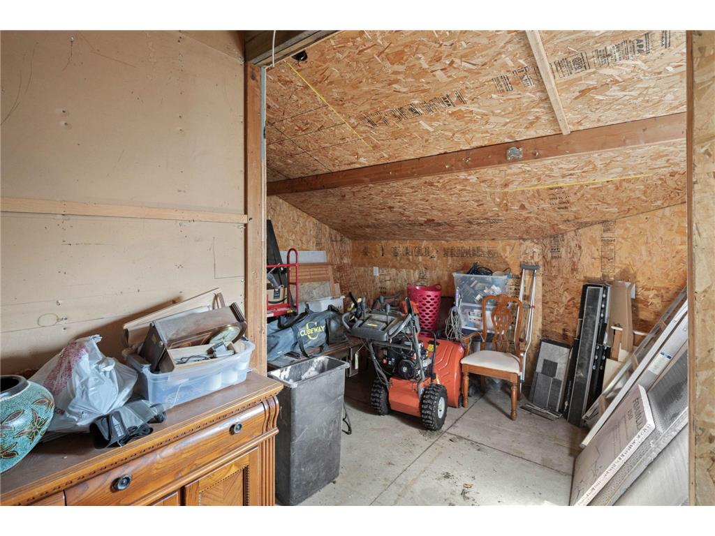 7712 N College Park Drive Brooklyn Park MN 55445 7088723 image31