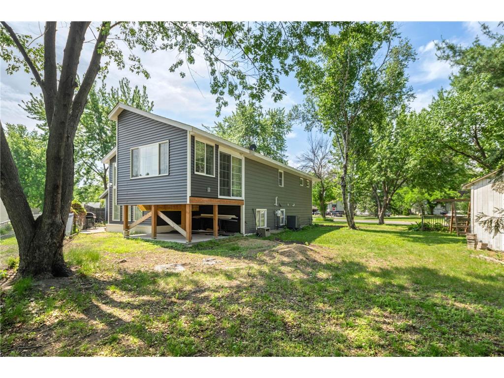 7712 N College Park Drive Brooklyn Park MN 55445 7088723 image38