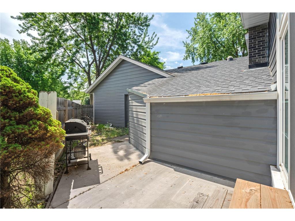 7712 N College Park Drive Brooklyn Park MN 55445 7088723 image39
