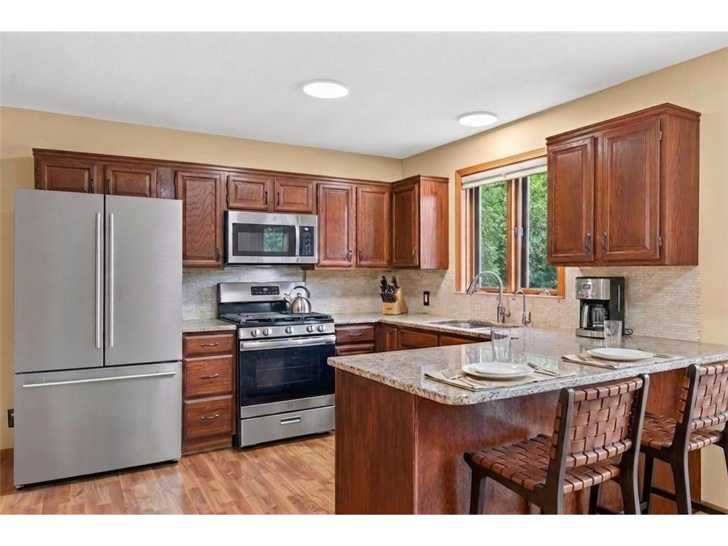 7712 Riverdale Drive N Brooklyn Park MN 55444 7095354 image2