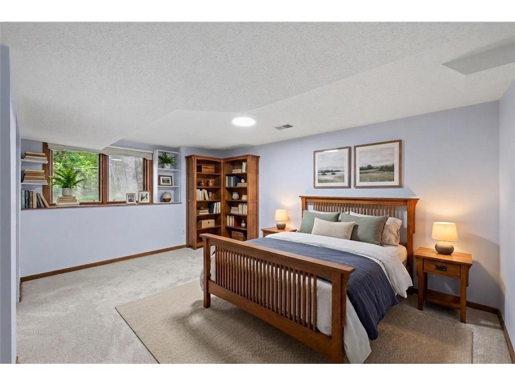 7712 Riverdale Drive N Brooklyn Park MN 55444 7095354 image36