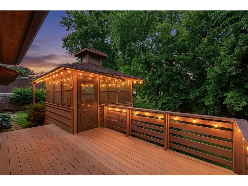 7712 Riverdale Drive N Brooklyn Park MN 55444 7095354 image5