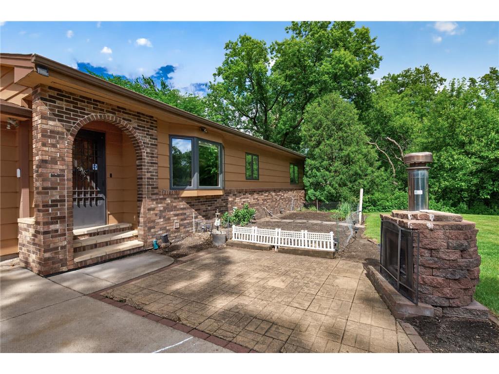 7712 Riverdale Drive N Brooklyn Park MN 55444 7095354 image58