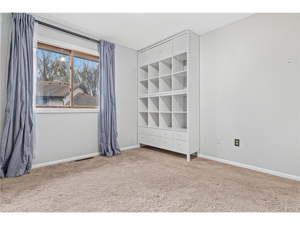 7714 York Lane N Brooklyn Park MN 55443 7023275 image18